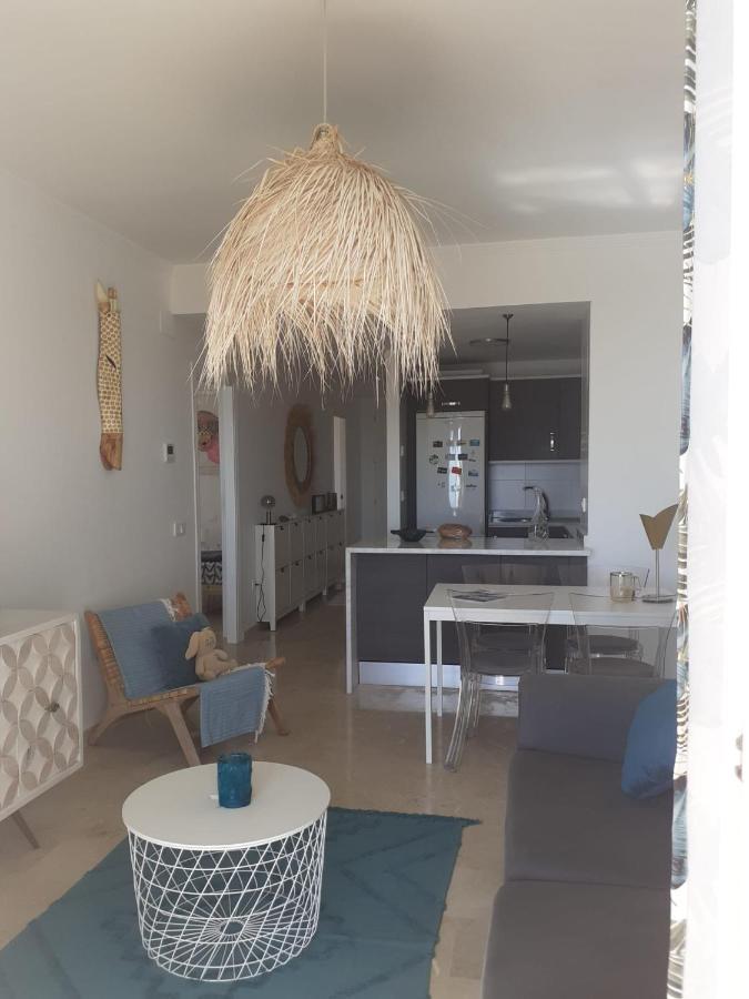 Small Oasis - Appartement 6 Personnes Манилва Экстерьер фото